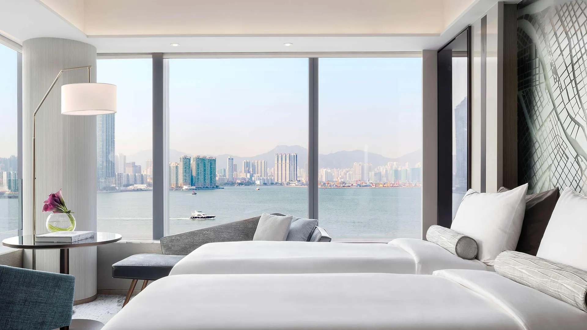 Hyatt Centric Victoria Harbour Hotell Hongkong