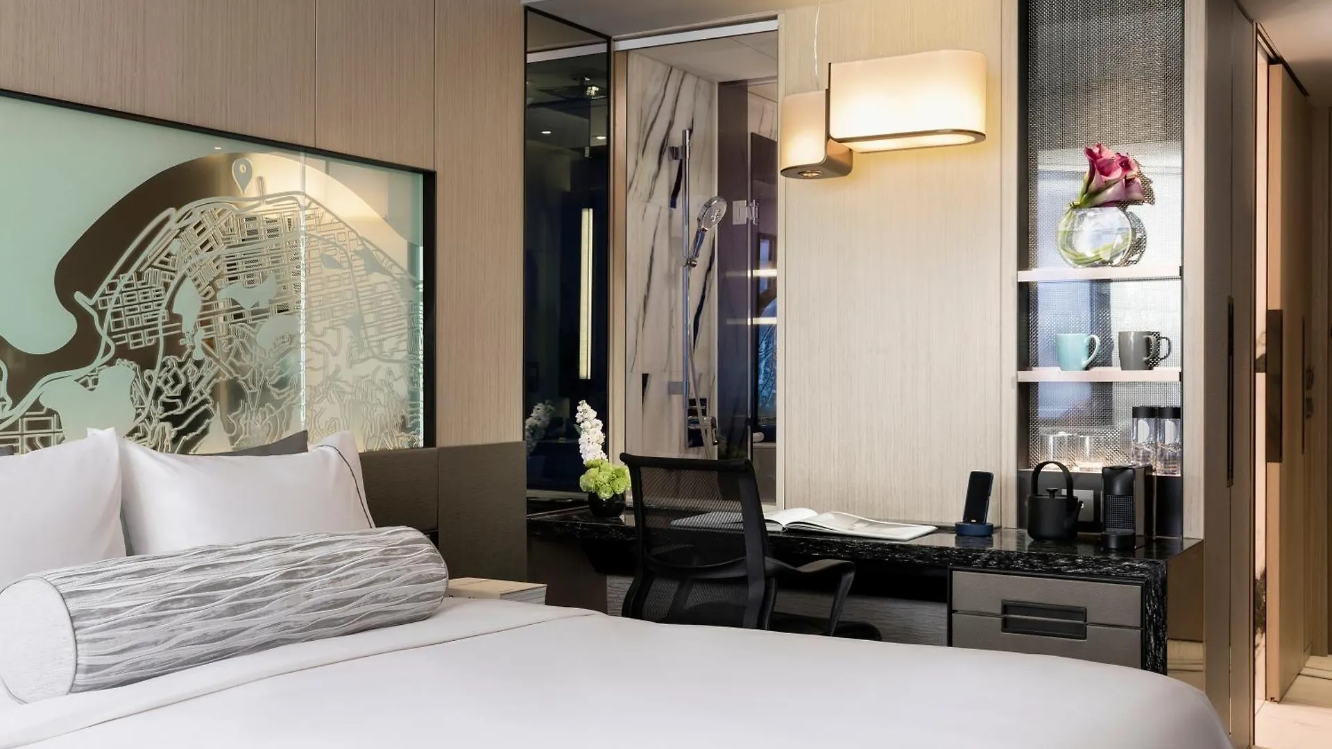 Hyatt Centric Victoria Harbour Hotell Hongkong