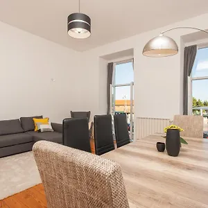 https://dcastro-luxury-apartments.hotels-lisbon-portugal.com
